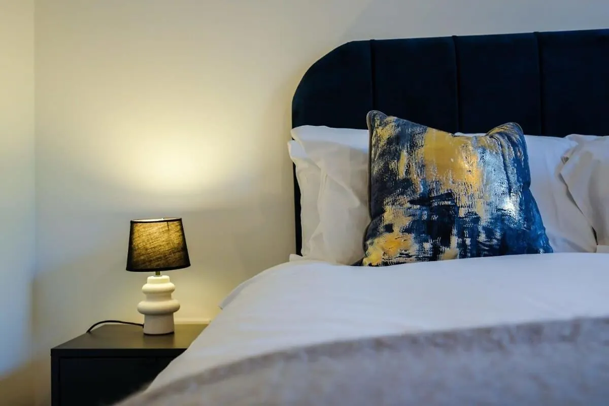 Hotwells Apartments Flat 2 - Hopewell contacts